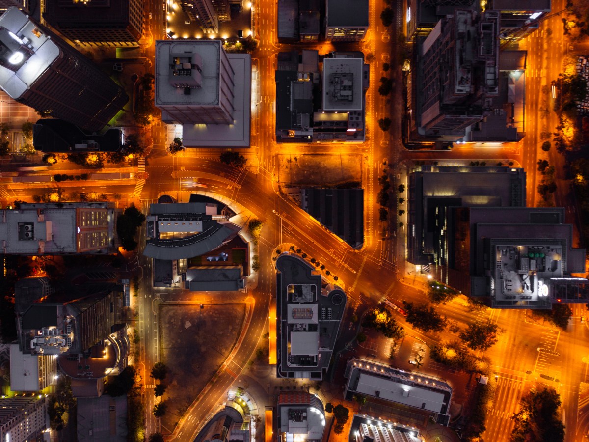 Photography – Empty Desire Lines: Cape Town under Lockdown